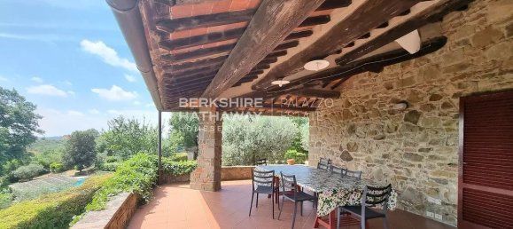 Дом с 4 спальнями в Ареццо, Италия № 178503 10