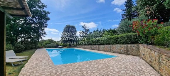 Дом с 4 спальнями в Ареццо, Италия № 178503 2