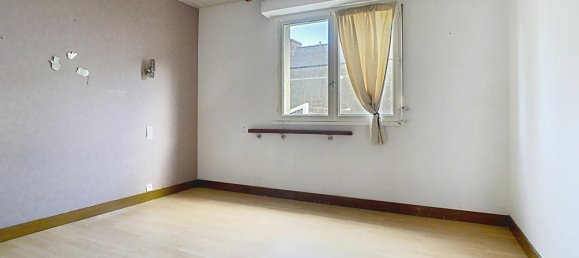 3 bedrooms House in Lanester, France No. 361137 8