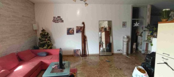 5 rooms Apartment in Meda, Italy No. 8584 10