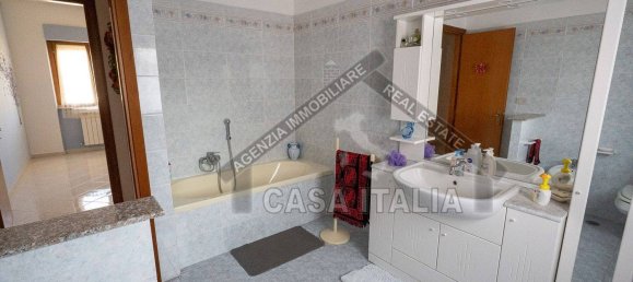 Apartamento T3 em Capodimonte, Italy N.º 79646 13