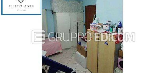 5 rooms Apartment in Rome, Italy No. 279541 13