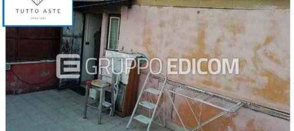 5 rooms Apartment in Rome, Italy No. 279541 6