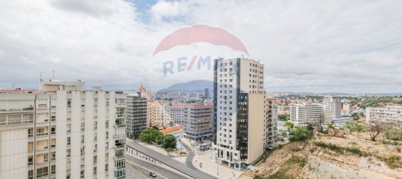 5 bedrooms Apartment in Lisbon, Portugal No. 72755 13