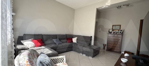 2 bedrooms Apartment in Naples, Italy No. 313531 2