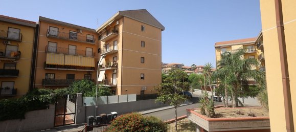 2 rooms Apartment in Catania, Italy No. 263915 6