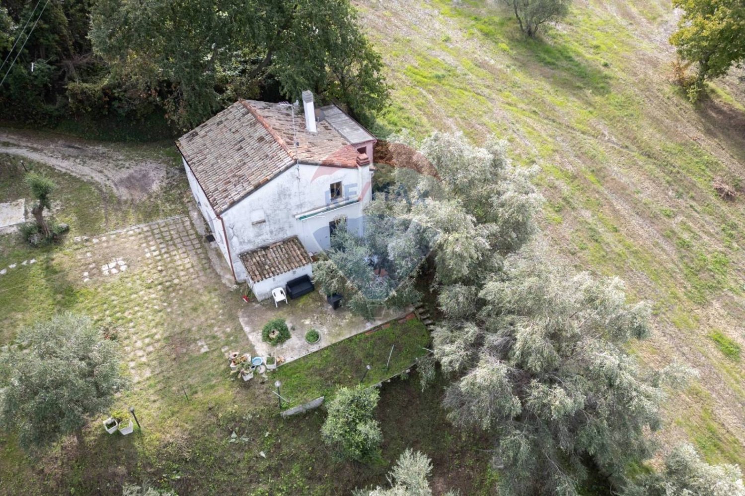 3 bedrooms House in Monte San Vito, Italy No. 25649