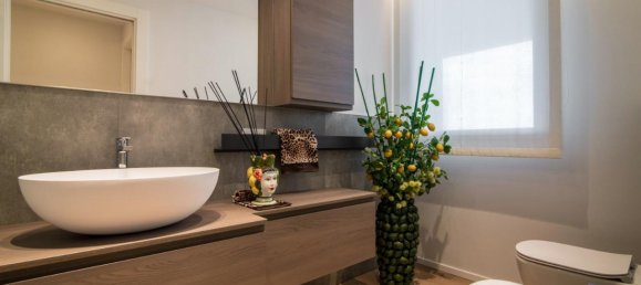 Вилла с 4 комнатами в Местрино, Италия № 109104 9