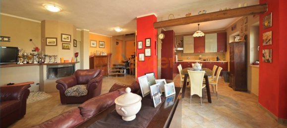 3 bedrooms Villa in Castel Ritaldi, Italy No. 160063 5