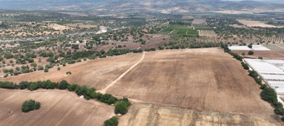 Terrain à Noto, Italy 180130m² No. 228250 3