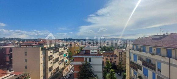 3 bedrooms Penthouse in Florence, Italy No. 350952 9