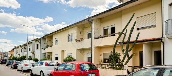 Casa de 3 dormitorios en Arcozelo, Portugal No. 53161 9
