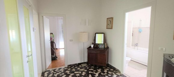 4 rooms House in Campolongo Maggiore, Italy No. 162942 22