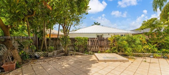 3 Schlafzimmer Villa in Miami, USA, Nr. 615223 5