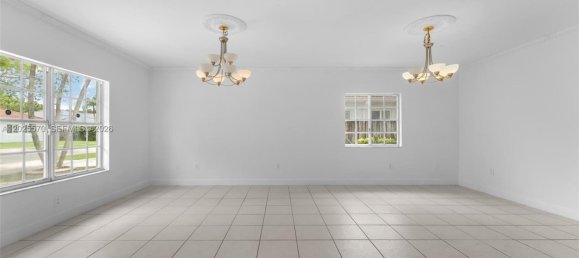 3 Schlafzimmer Villa in Miami, USA, Nr. 615223 28