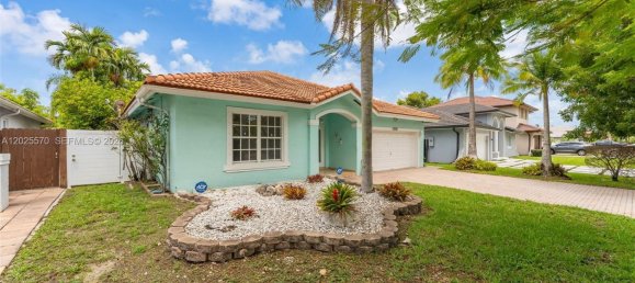 3 Schlafzimmer Villa in Miami, USA, Nr. 615223 30