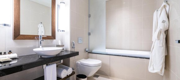 2 bedrooms Apartment in Abu Dhabi, UAE No. 96431 7