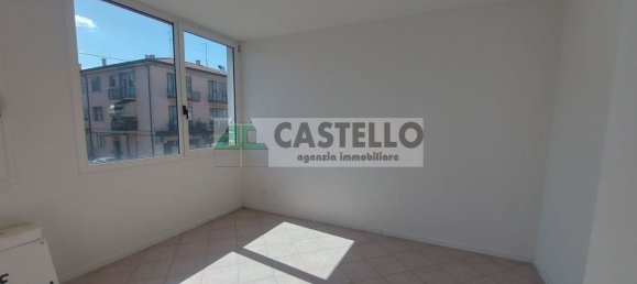 73m² Office in Padua, Italy No. 112803 6