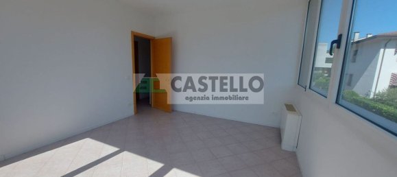 73m² Office in Padua, Italy No. 112803 5