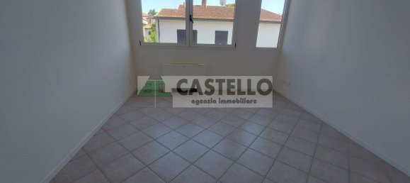 73m² Office in Padua, Italy No. 112803 4