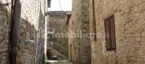 4 rooms Apartment in Assisi, Italy No. 224008 9