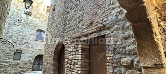 4 rooms Apartment in Assisi, Italy No. 224008 10