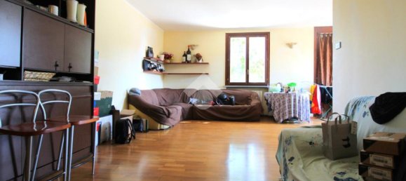 2 bedrooms Apartment in Cadelbosco di Sopra, Italy No. 257857 6