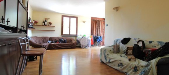 2 bedrooms Apartment in Cadelbosco di Sopra, Italy No. 257857 4