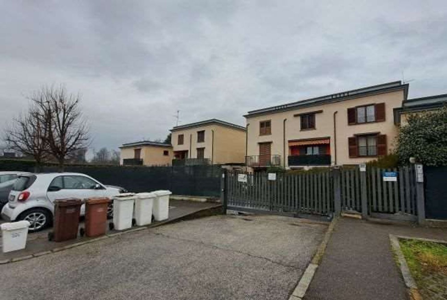 3 غرف نوم منزل في Tradate, Italy رقم 363545