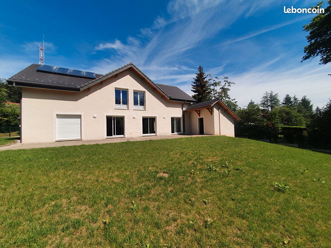 Casa T5 em Chantraine, France N.º 73470