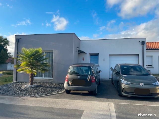 Casa de 3 dormitorios en Loire-Atlantique, France No. 322246