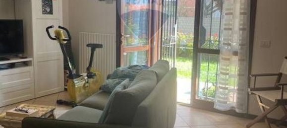 2غرفة منزل ذو طابقين في Guastalla, Italy رقم 196282 3