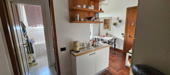 4 Schlafzimmer Wohnung in Milan, Italy, Nr. 348637 5