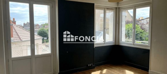 Apartamento de 2 dormitorios en Dijon, France No. 324332 2