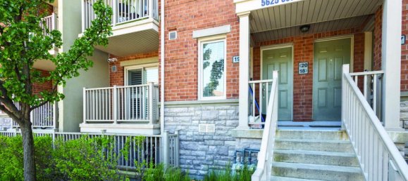 2 bedrooms House in Mississauga, Canada No. 760 2