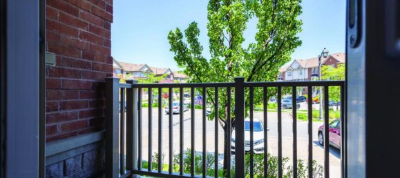 2 bedrooms House in Mississauga, Canada No. 760 12