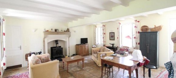 6 غرف نوم منزل في Lezay, France رقم 37959 5