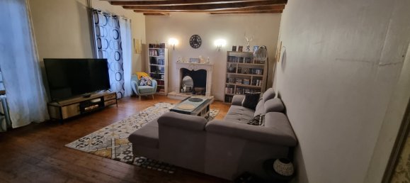 9 chambres Maison à Vatan, France No. 159577 4