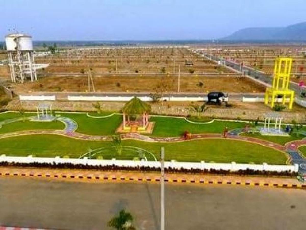  Land in Visakhapatnam, India No. 41740