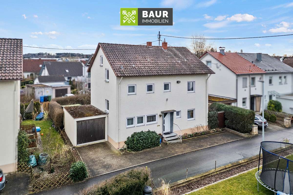 5 rooms House in Sigmaringen, Germany No. 79553