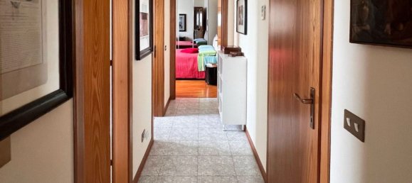 5 bedrooms Penthouse in Reggio Emilia, Italy No. 341754 10