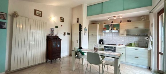 Квартира с 5 комнатами в Масса, Италия № 150318 19