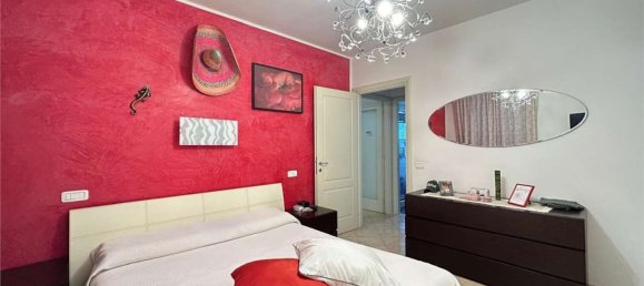 Квартира с 5 комнатами в Масса, Италия № 150318 22