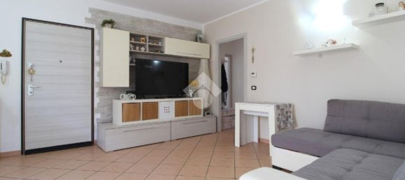 2 bedrooms Apartment in Reggio Emilia, Italy No. 316237 3