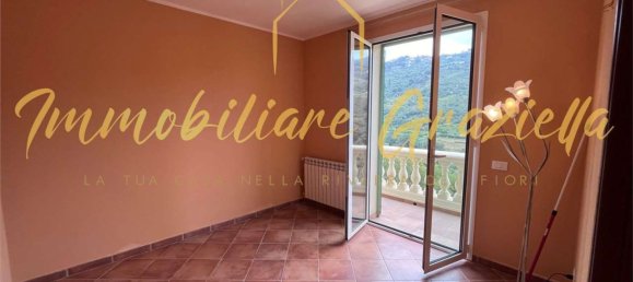 Apartamento de 8 habitaciónes en Vallebona, Italy No. 194502 7