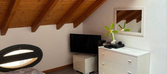 2غرفة شقة في Vedano Olona, Italy رقم 334179 12