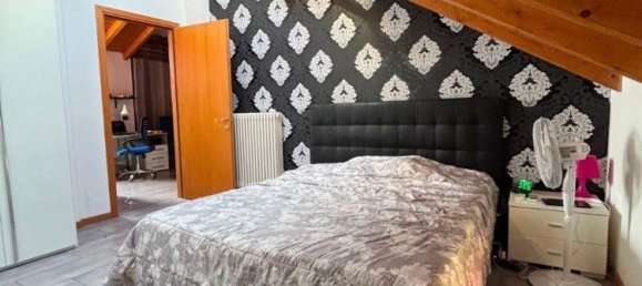 2غرفة شقة في Vedano Olona, Italy رقم 334179 7