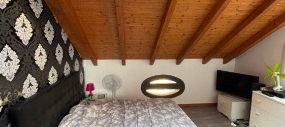 2غرفة شقة في Vedano Olona, Italy رقم 334179 10