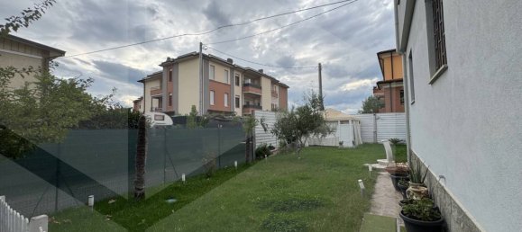 Apartamento de 3 dormitorios en Vignola, Italy No. 29261 28