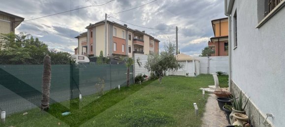 Apartamento de 3 dormitorios en Vignola, Italy No. 29261 27